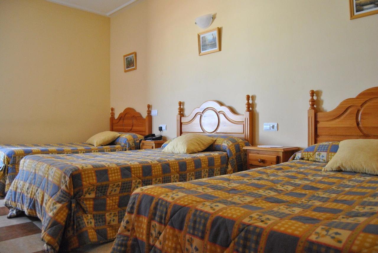 Hotel Las Dehesas Navalvillar de Pela Eksteriør bilde